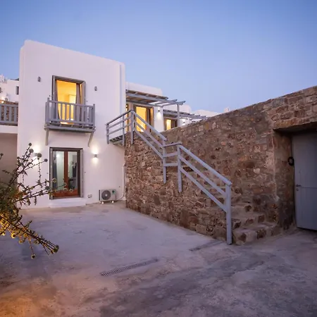 Kastro Seaview Pool *