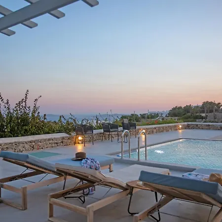Kastro Seaview Pool Apartment Mykonos Town