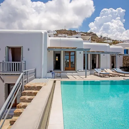 Kastro Seaview Pool