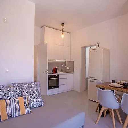 Kastro Seaview Pool Apartment Mykonos Town