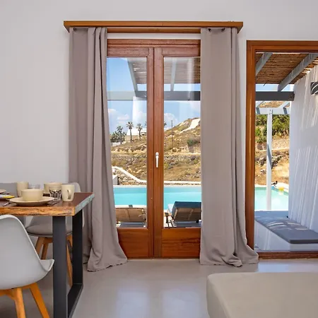 Kastro Shared Pool * Fanari (Mykonos)