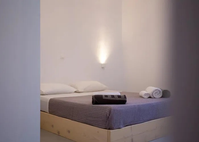 Kastro Shared Pool Appartement *