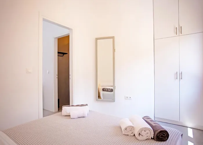 Kastro Shared Pool Fanari (Mykonos)